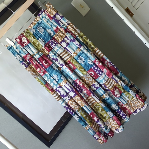 VTG flowy skirt - size sm - Picture 1 of 3